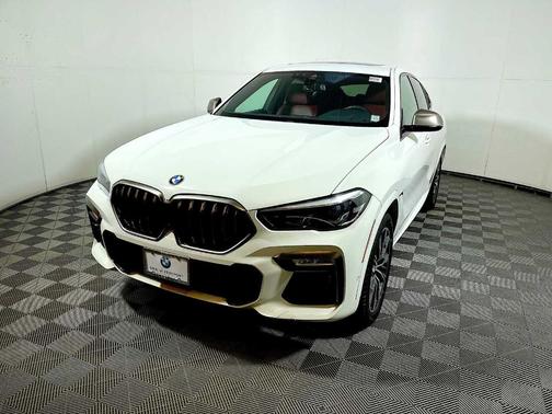 2021 BMW X6 M50i