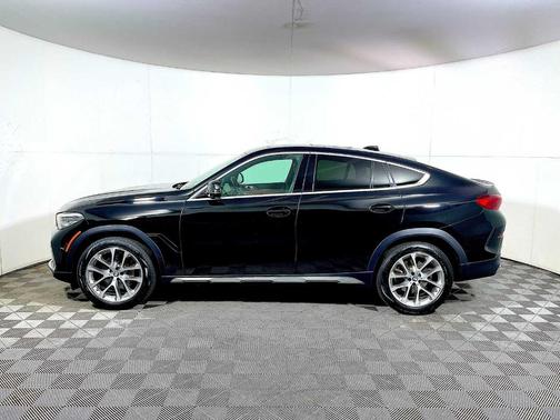 2022 BMW X6 xDrive40i