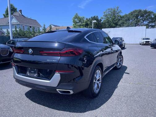 2022 BMW X6 xDrive40i