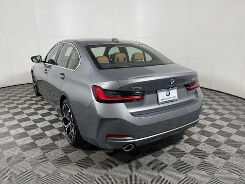 2025 BMW 330 i xDrive