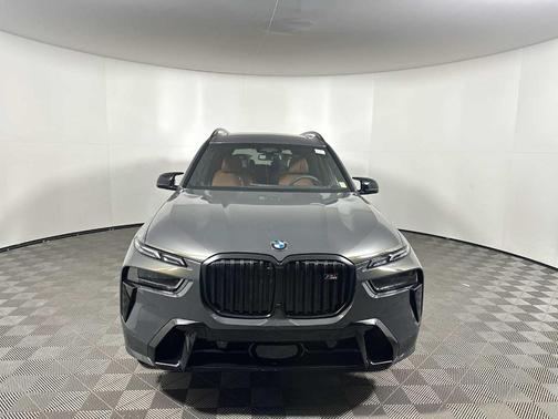 2026 BMW X7 M60i