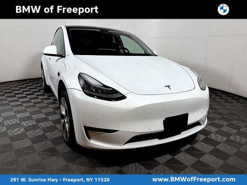 White 2022 Tesla Model Y Long Range