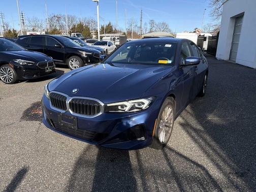 2023 BMW 330 i xDrive