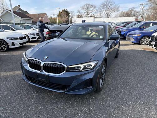 2025 BMW 330 i xDrive