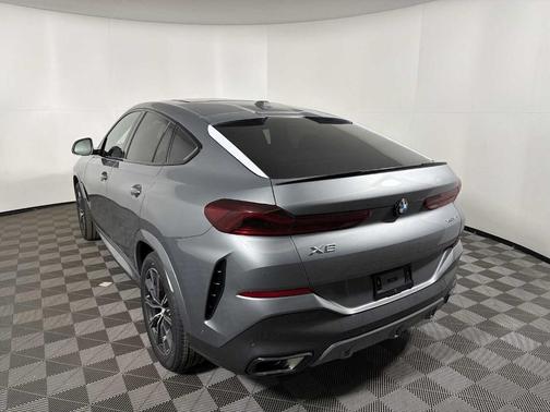 2026 BMW X6 xDrive40i