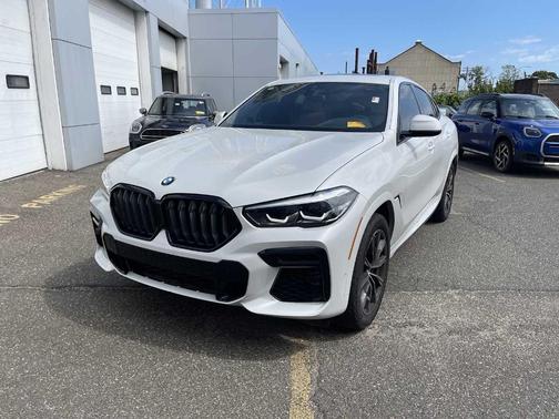2023 BMW X6 xDrive40i