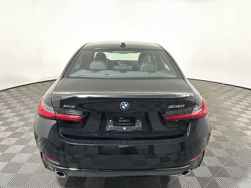 2025 BMW 330 i xDrive