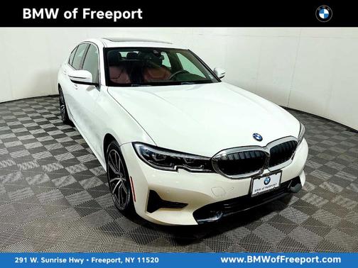2022 BMW 330 i xDrive