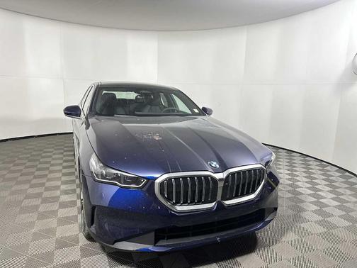 2026 BMW 530 i xDrive