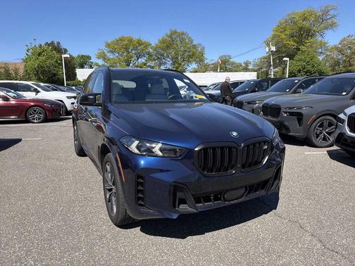 Tanzanite Blue II Metallic 2024 BMW X5 M60i