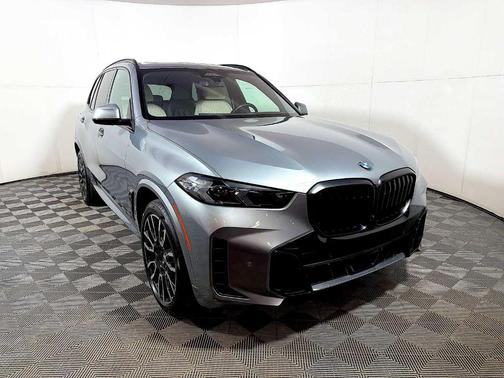 Gray Metallic 2024 BMW X5 xDrive40i