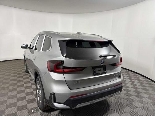 Space Silver 2026 BMW X1 xDrive28i
