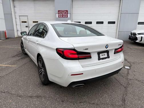 2023 BMW 530 i xDrive