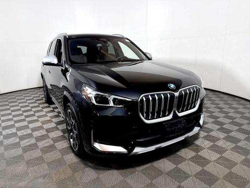 Black Sapphire Metallic 2024 BMW X1 xDrive28i