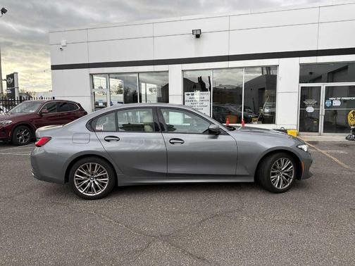 2023 BMW 330 i xDrive