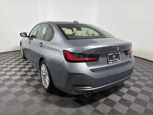 2023 BMW 330 i xDrive