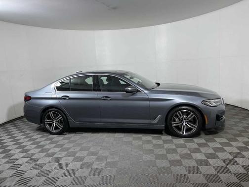2022 BMW 530 i xDrive