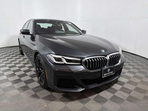 2023 BMW 540 i xDrive