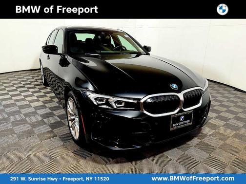2023 BMW 330 i xDrive