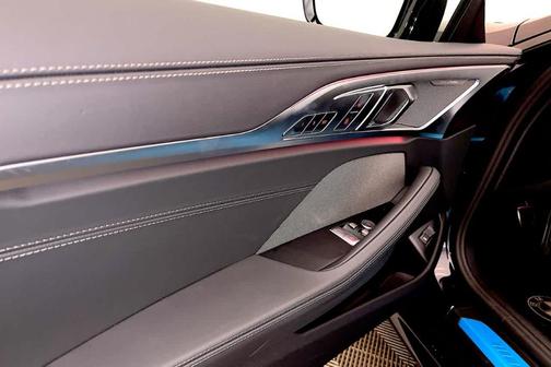 2025 BMW M850 i xDrive