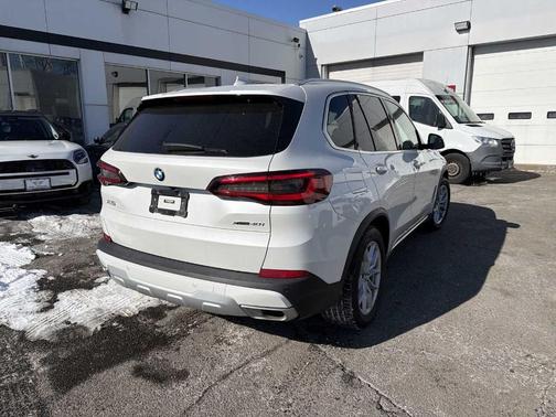 2023 BMW X5 xDrive40i