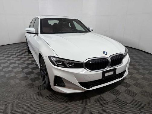 Alpine White 2025 BMW 330 i xDrive