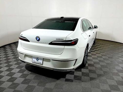 2024 BMW i7 eDrive50