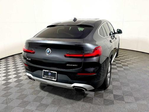 2023 BMW X4 xDrive30i