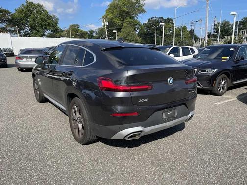 2023 BMW X4 xDrive30i