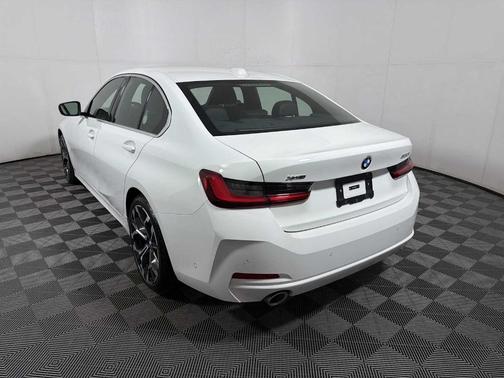 Alpine White 2025 BMW 330 i xDrive