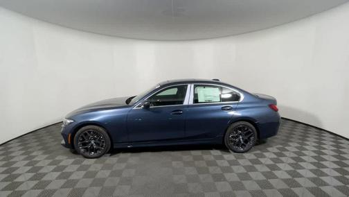 2025 BMW 330 i xDrive