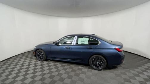 2025 BMW 330 i xDrive