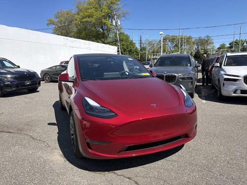 2024 Tesla Model Y Long Range