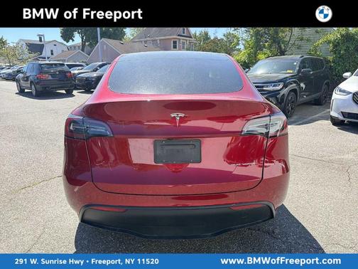 2024 Tesla Model Y Long Range