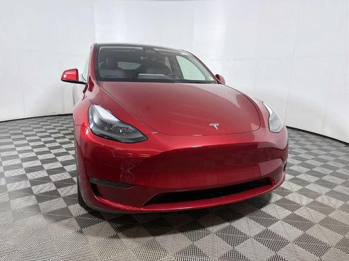 2024 Tesla Model Y Long Range