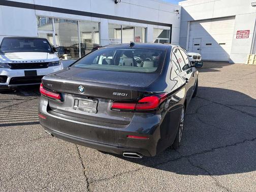 2023 BMW 530 i xDrive