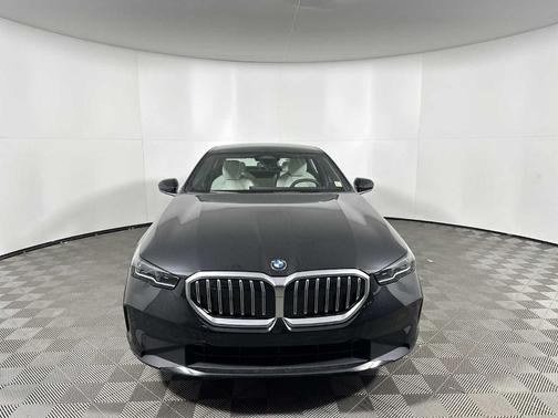 2026 BMW 530 i xDrive