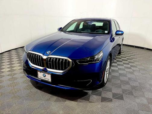2025 BMW 530 i xDrive