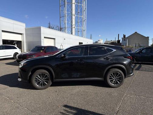 2025 Lexus NX 350 Premium