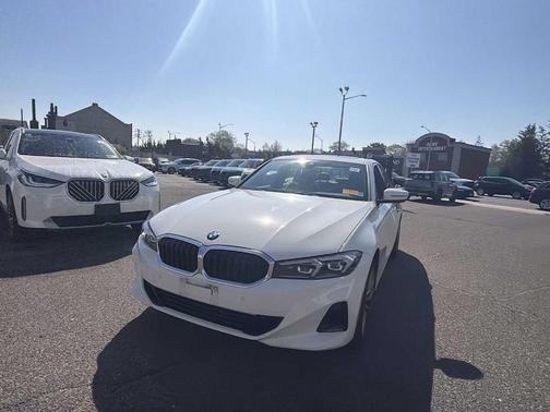 Alpine White 2023 BMW 330 i xDrive