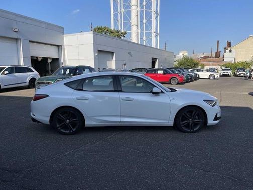 2023 Acura Integra w/A-Spec Package
