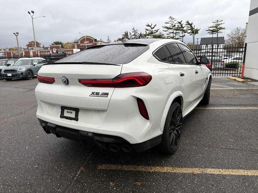 2022 BMW X6 M Base