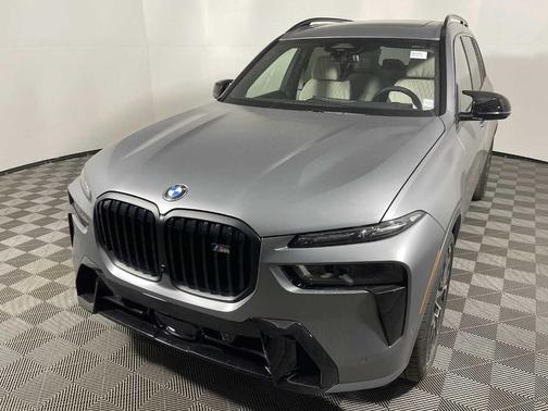 2026 BMW X7 M60i