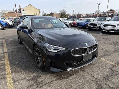 2022 BMW 230 i