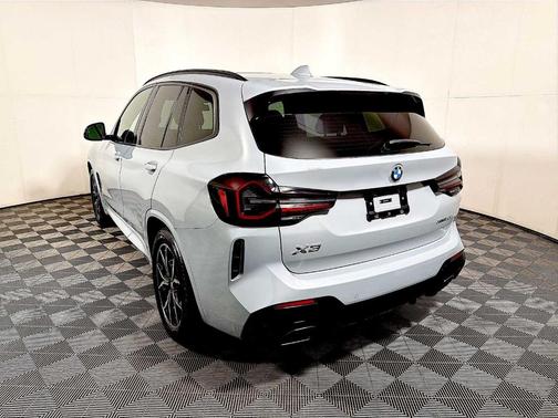 Gray Metallic 2024 BMW X3 xDrive30i