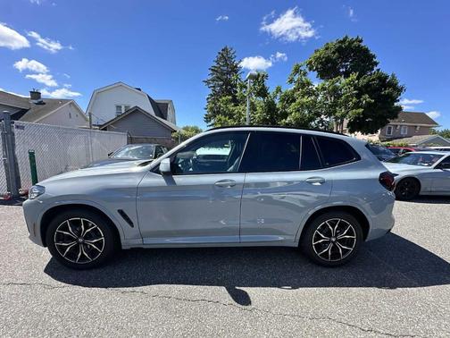 Gray Metallic 2024 BMW X3 xDrive30i