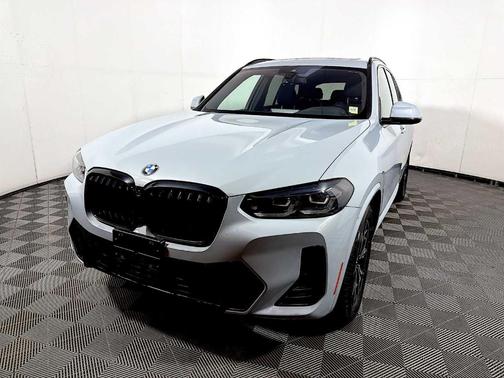 Gray Metallic 2024 BMW X3 xDrive30i
