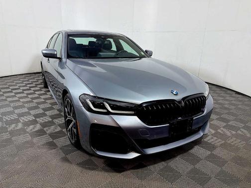 Skyscraper Gray Metallic 2023 BMW 530 i xDrive