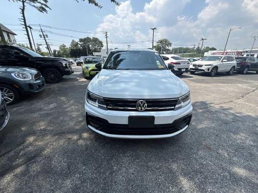 2021 Volkswagen Tiguan 2.0T SE R-Line Black
