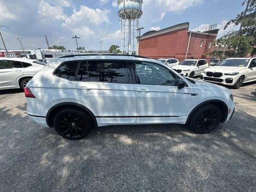 2021 Volkswagen Tiguan 2.0T SE R-Line Black